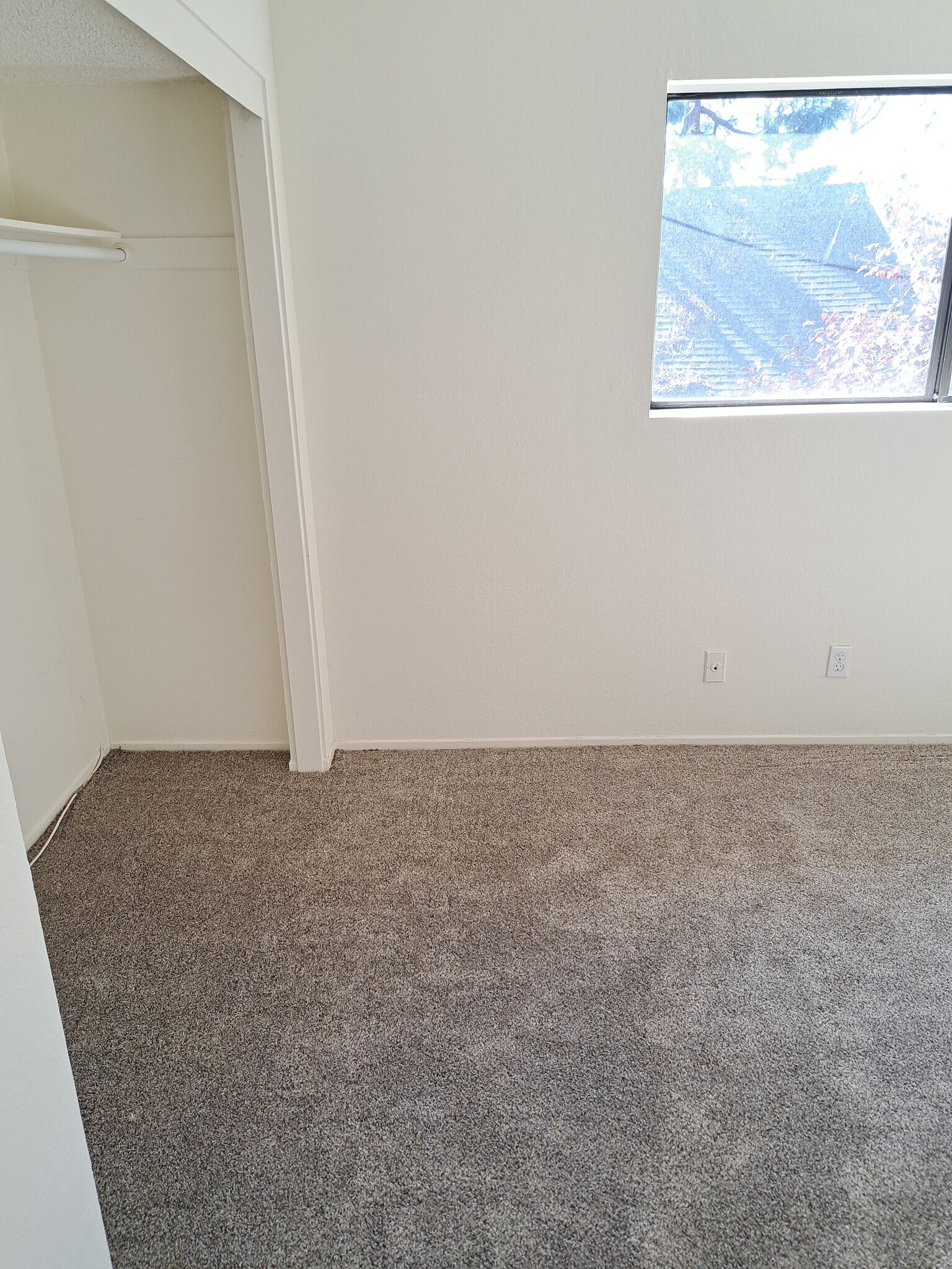 Building Photo - 2286 Pacific Ave