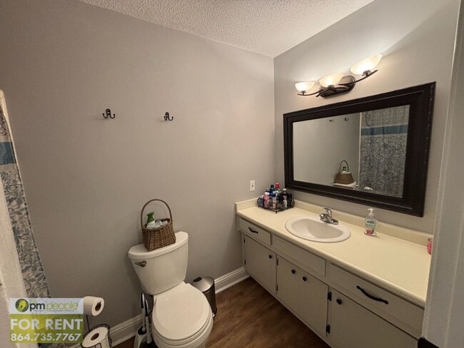 Building Photo - Charming Easley 3/2 Coming Available!