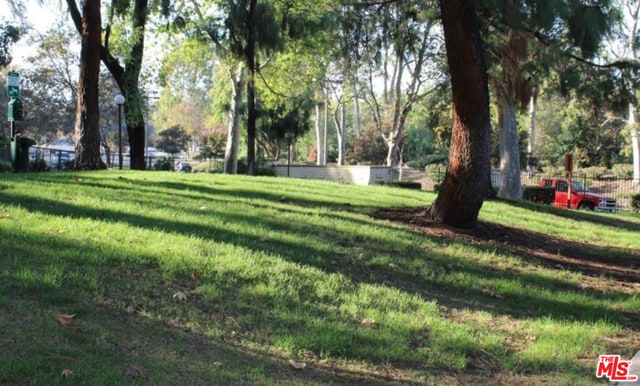 Building Photo - 77 Willowcrest Ln