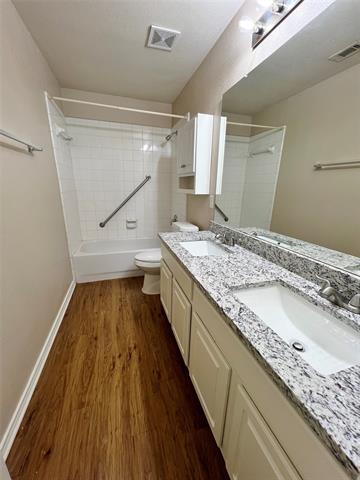 Building Photo - 1502 Nightingale Ln