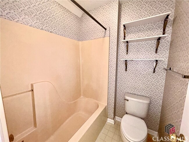 Building Photo - 120 Cedar Springs Pl