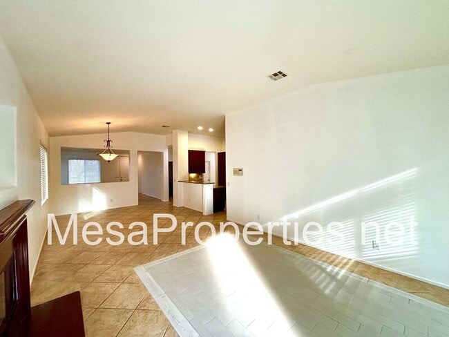 Building Photo - 11677 Ellington St