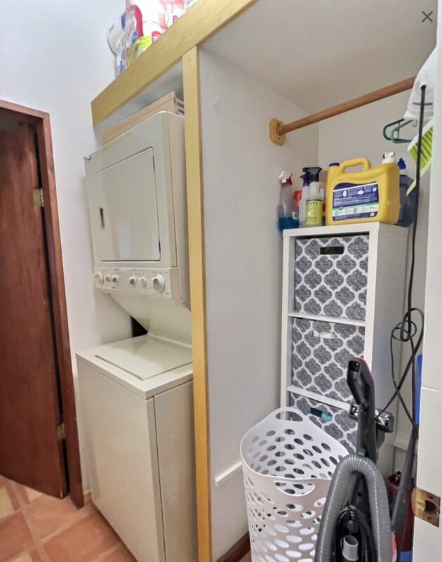 Building Photo - 29 Las Animas Rd