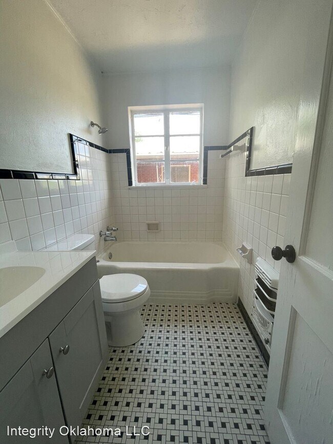 Building Photo - 2 br, 1 bath House - 3029 W. Eubanks