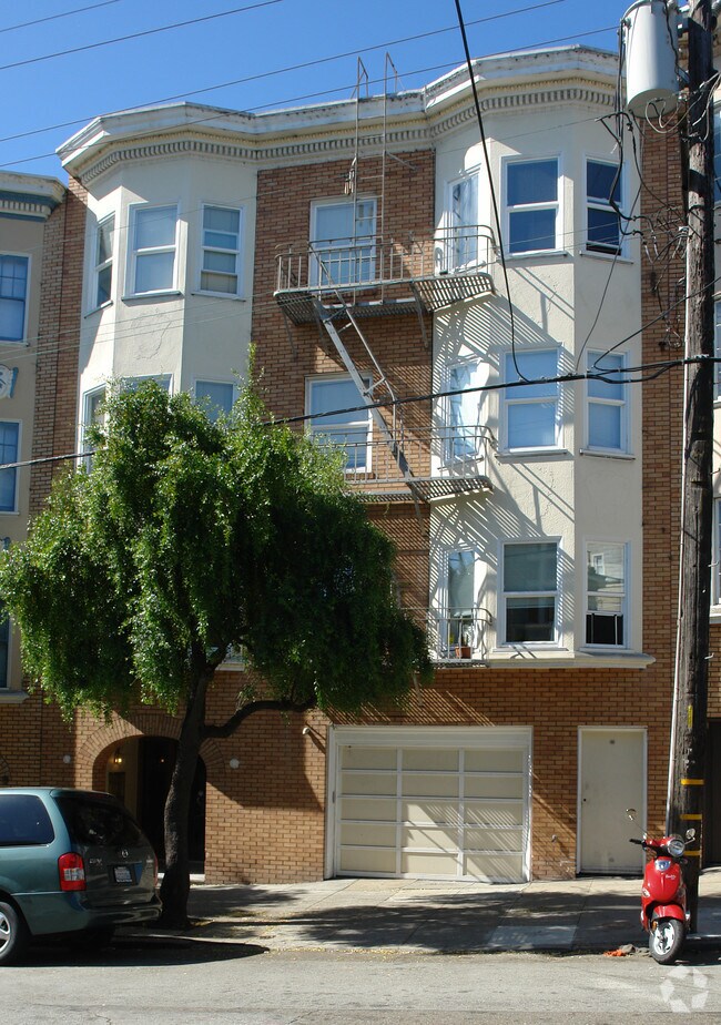Primary Photo - 245 Shrader St