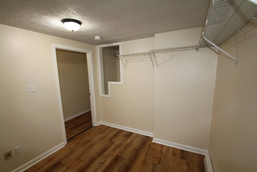 Building Photo - 215 N College Ave