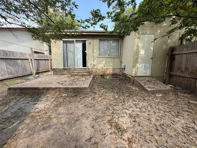 Building Photo - 10440 Doc Holliday Trail