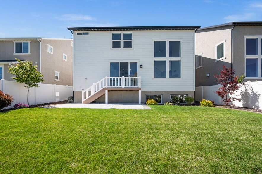 Building Photo - 974 W Rutledge Rd