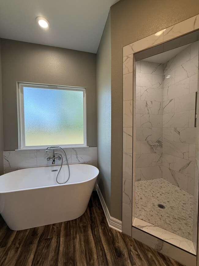 Building Photo - 209 Shirey Ln