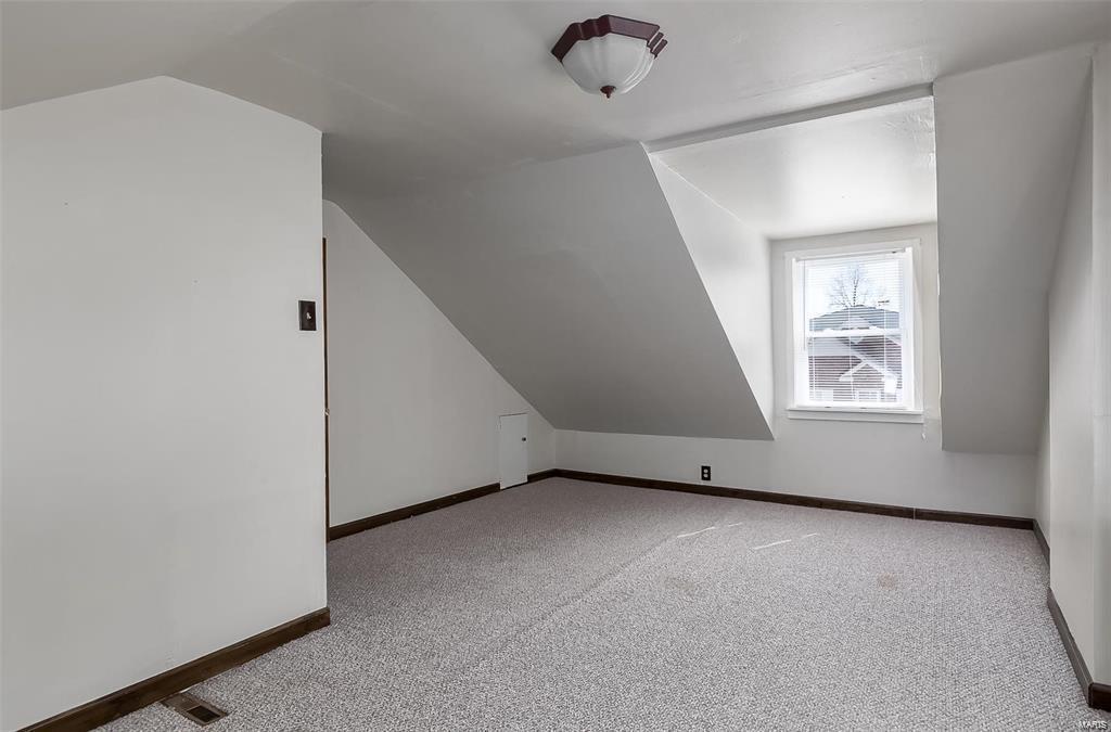 Building Photo - 6537 Mardel Ave