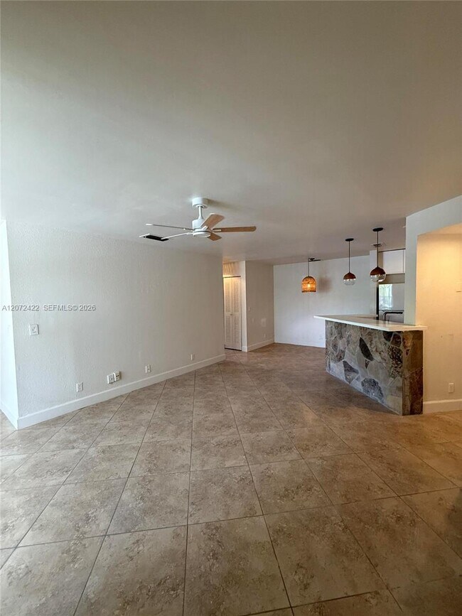 Building Photo - 3450 Pinewalk Dr N