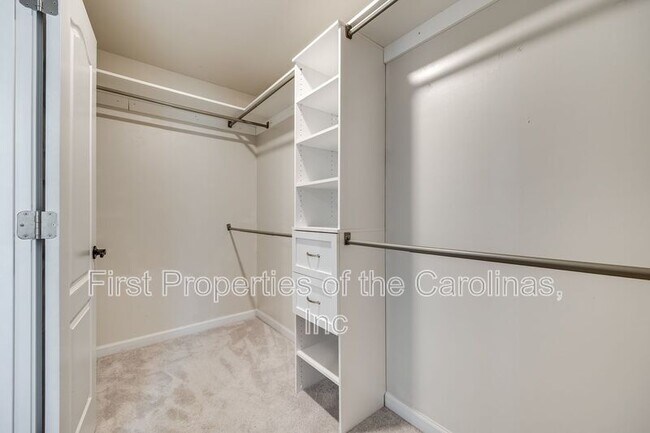 Building Photo - 1131 Ava Trail Ln