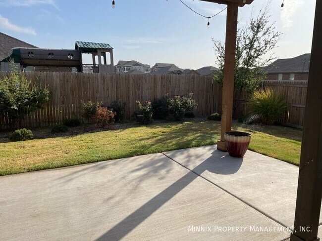 Building Photo - 1219 Pavilion Pkwy