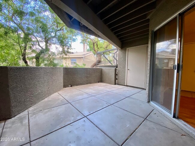 Building Photo - 1720 E Thunderbird Rd