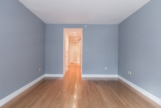 Building Photo - 3 Avery St