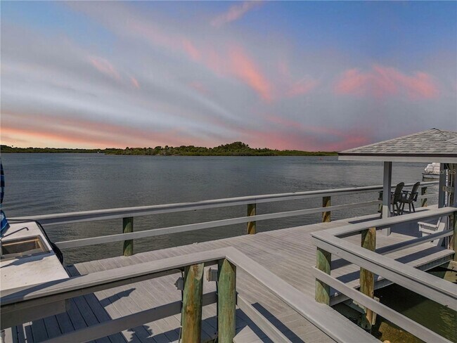 Building Photo - 2100 N Peninsula Ave