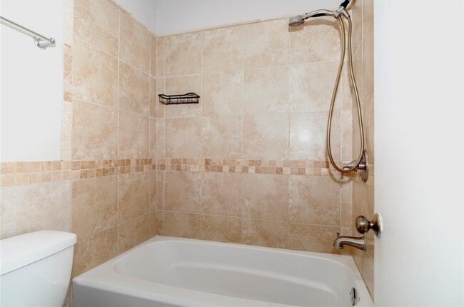 Building Photo - 1403 Valley Landing Dr