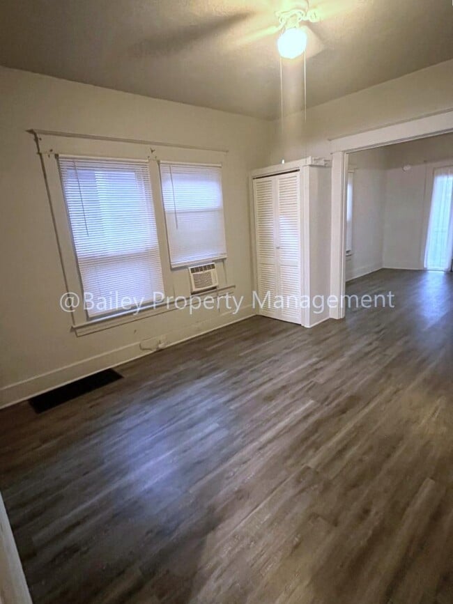 Building Photo - 1634 S Preston St