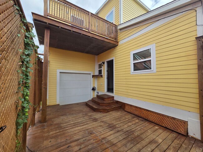 Building Photo - 2509 Avenue K