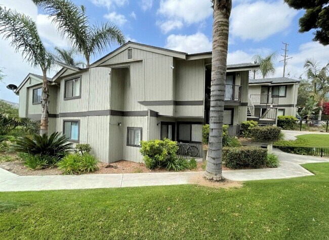 Building Photo - West Ventura Apartment