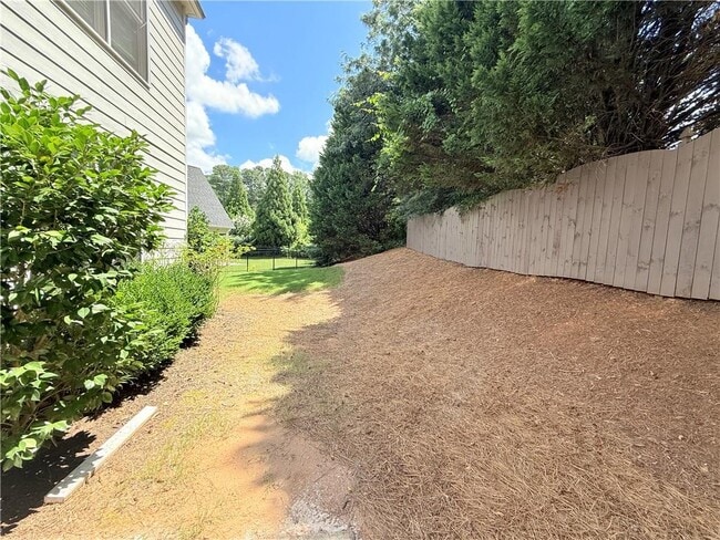 Building Photo - 8615 Village School Dr