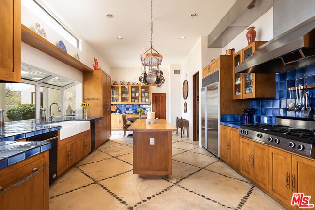 Building Photo - 57425 Palm Seco Cir