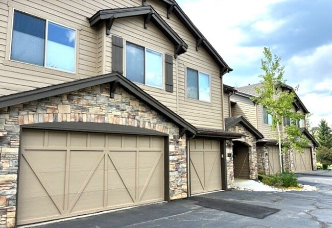 Building Photo - 113 Allegra Ln