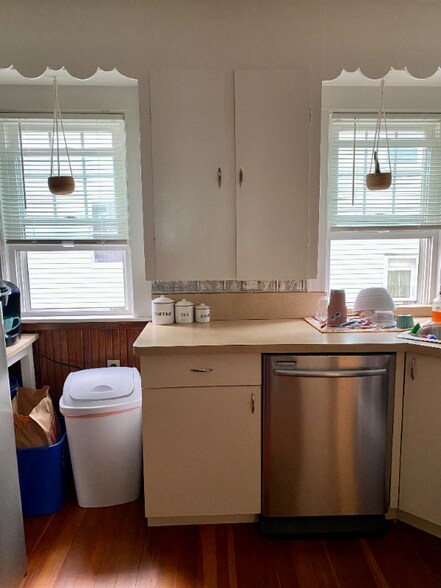 Building Photo - 14 Winter St