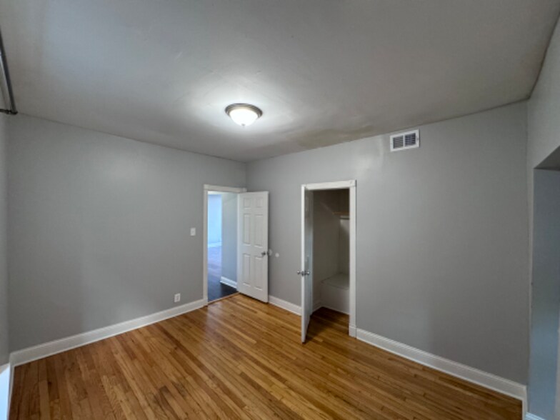 Building Photo - 7436 S Colfax Ave