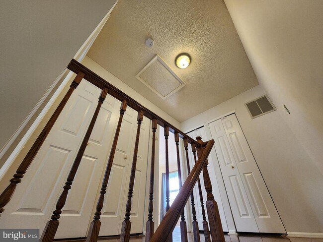 Building Photo - 57 Goodwin Dr