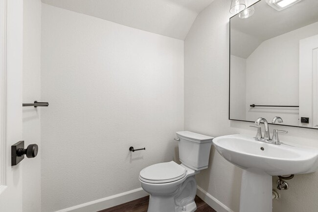 Building Photo - Las Palmas Complete Remodel