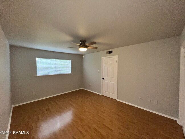 Building Photo - 3121 Johnston St