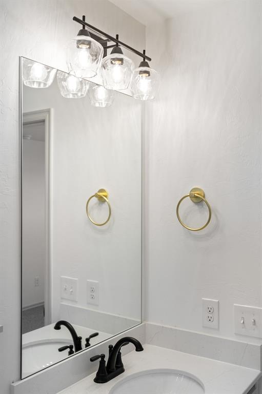 Building Photo - 417 Haven St