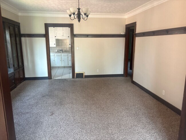 Building Photo - Waterbury1647