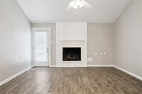 Building Photo - 612 Wisconsin St