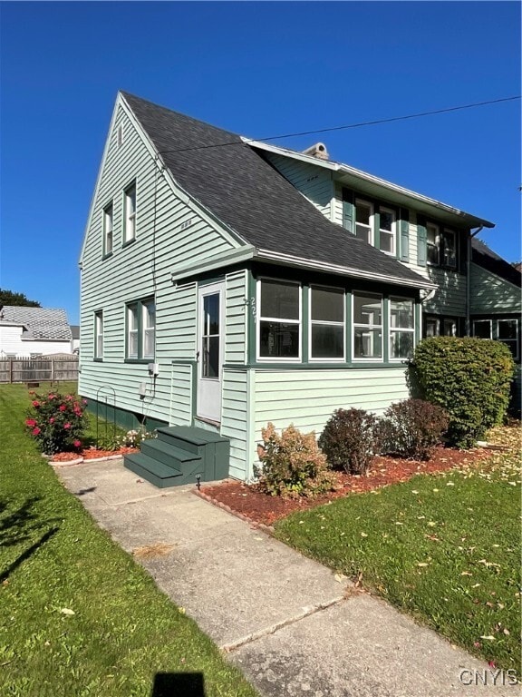 Building Photo - 227 Francis St