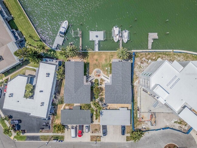 Building Photo - 241 Skiff Point