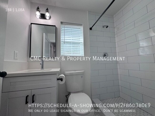 Building Photo - 4815 Oliva-
