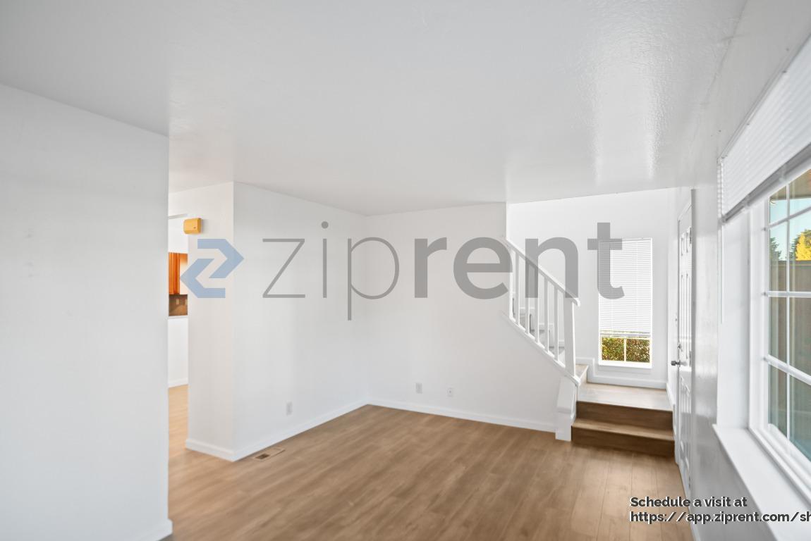 Building Photo - 29213 Dixon St