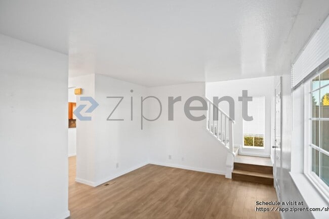 Building Photo - 29213 Dixon St