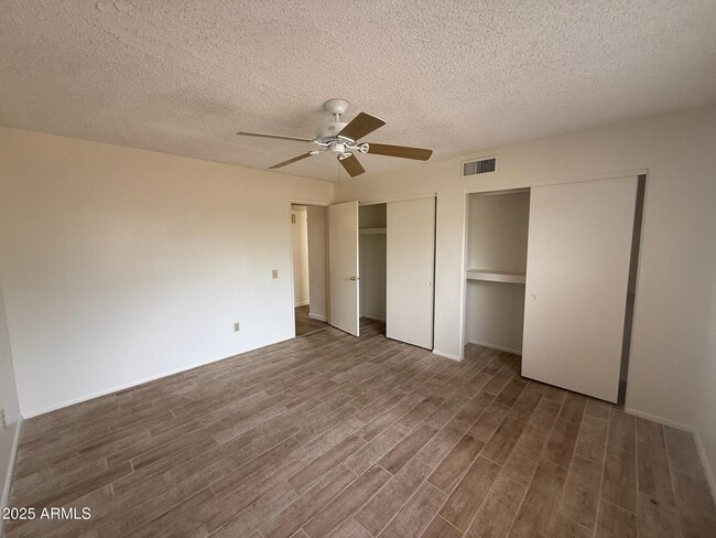 Building Photo - 3124 W Mohawk Ln