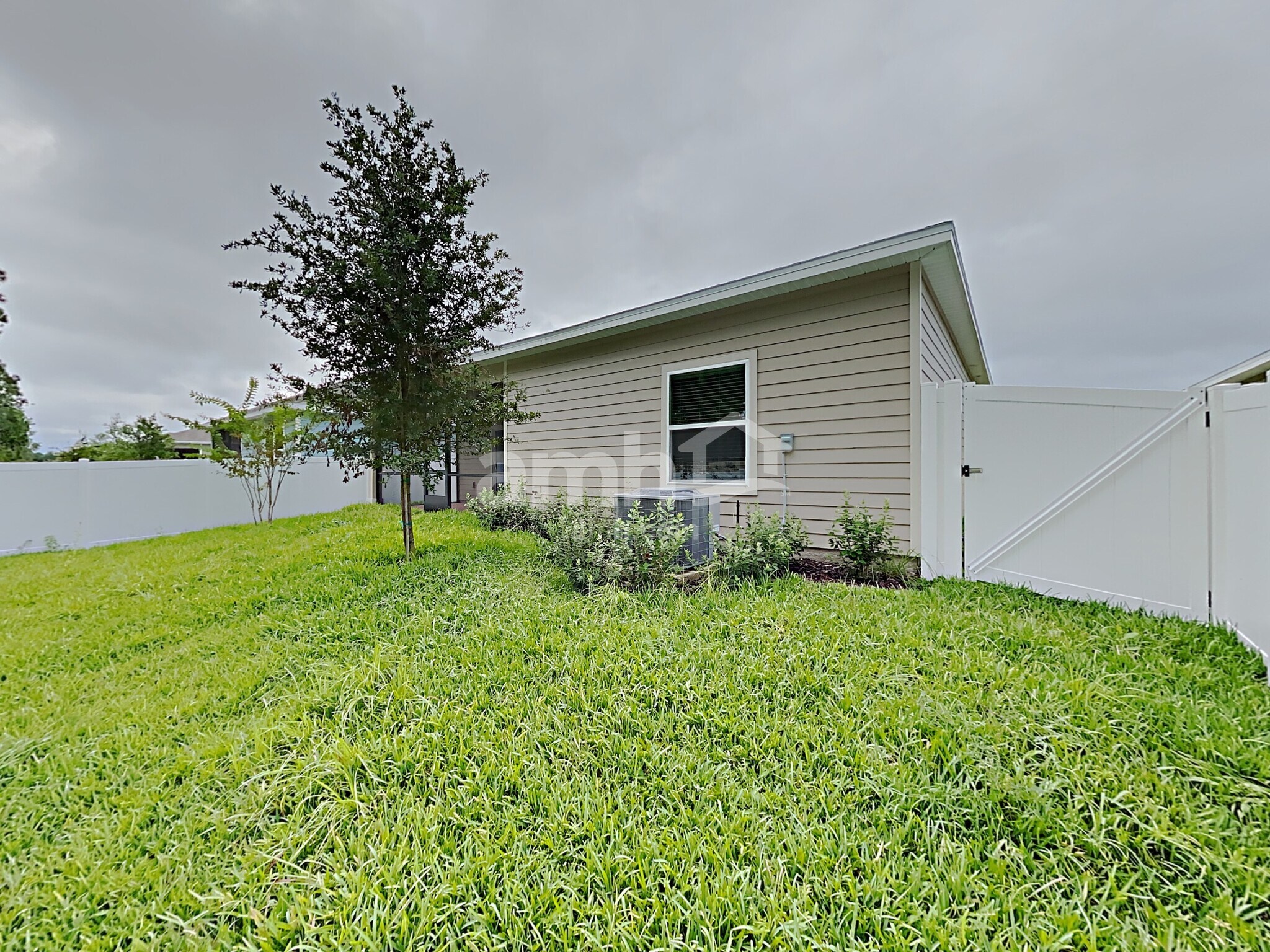 Building Photo - 109 Stone Arbor Ln