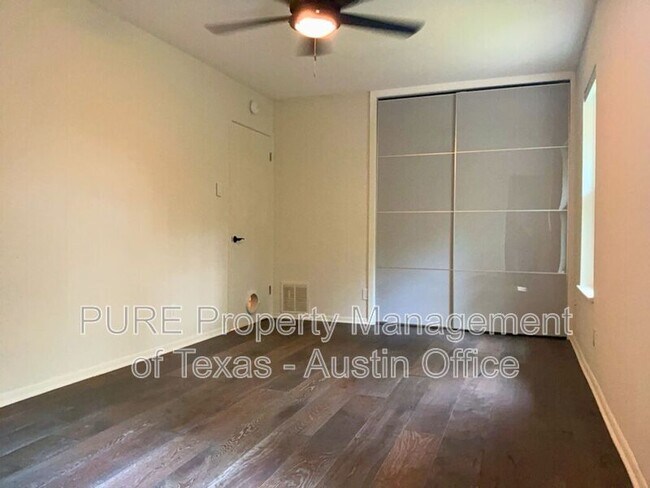 Building Photo - 1301 Clearfield Dr