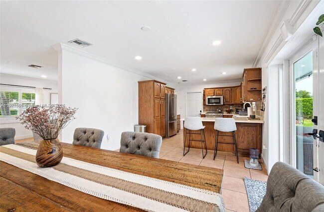 Building Photo - 10841 SW 127th St