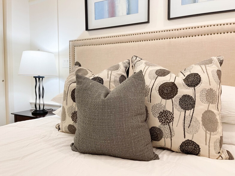 Building Photo - 9088 Emperor Ave