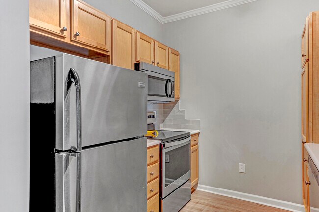 Building Photo - 801 Moratuck Dr