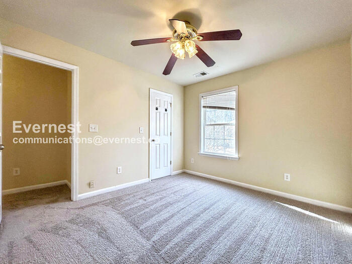 Building Photo - 5106 Centennial Creek View NW