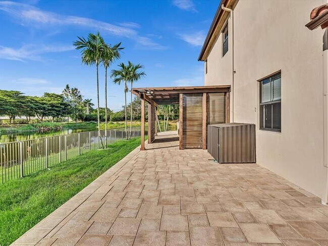 Building Photo - 8567 NW 41 St