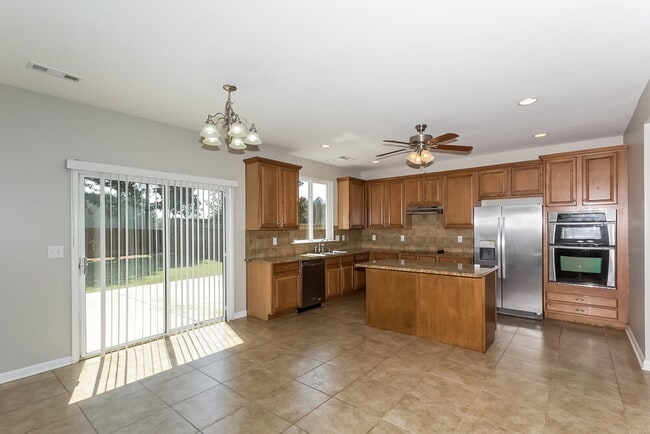 Building Photo - 30 Timber Ln