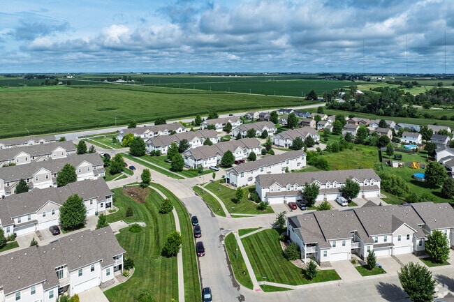 Aerial Photo - Prairie Ridge Townhomes
